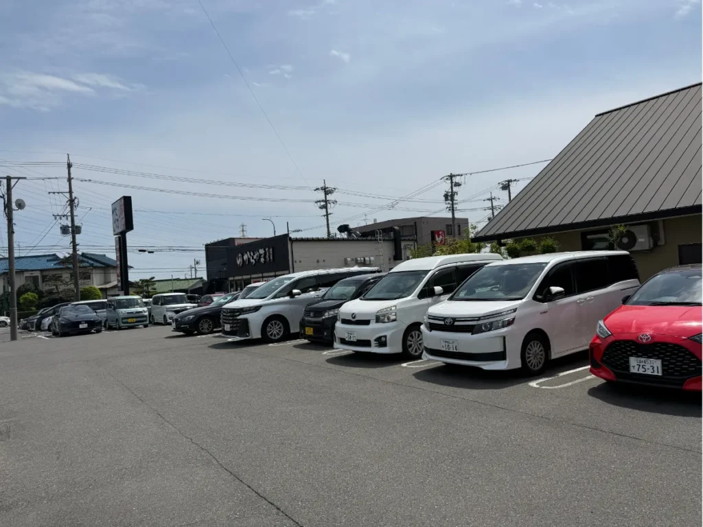 むさしの森珈琲 春日井篠木店の駐車場
