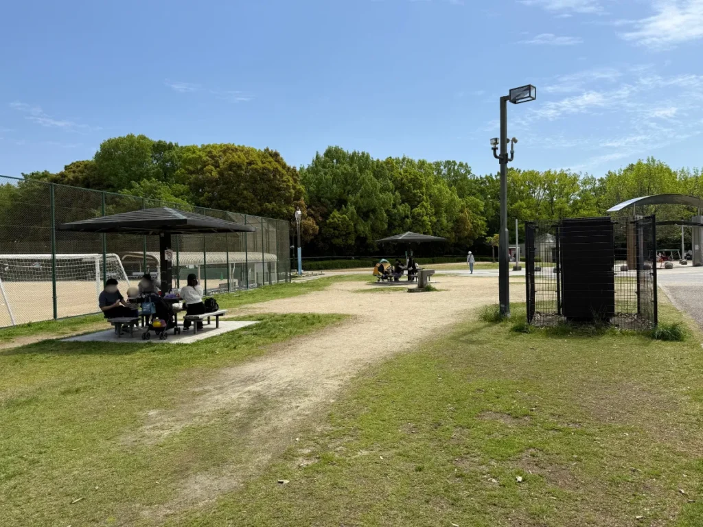 小畑緑地公園（西園）内