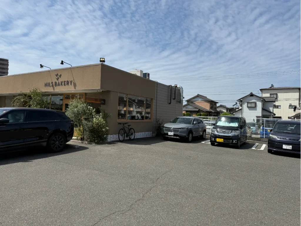NILS BAKERYの駐車場