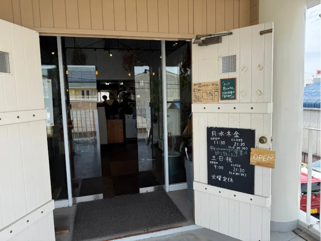 8cafeの入口
